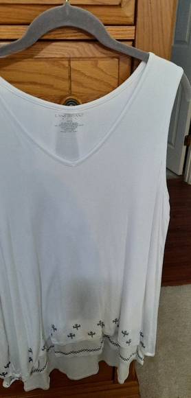 Lane Bryant Tops - lane Bryant top 14/16 (B4-77)